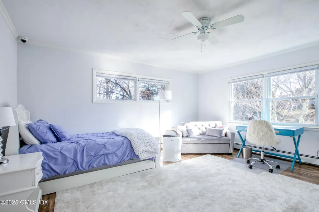 7 Cherry Tree Lane Riverside CT 06878