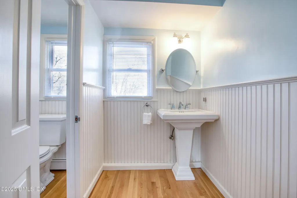 7 Cherry Tree Lane Riverside CT 06878