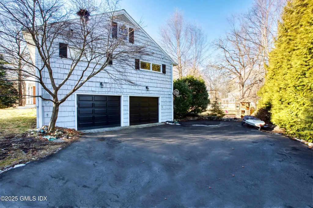 7 Cherry Tree Lane Riverside CT 06878