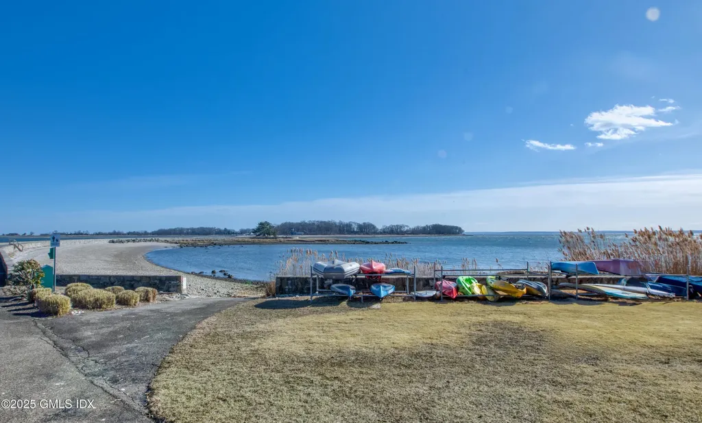 7 Cherry Tree Lane Riverside CT 06878