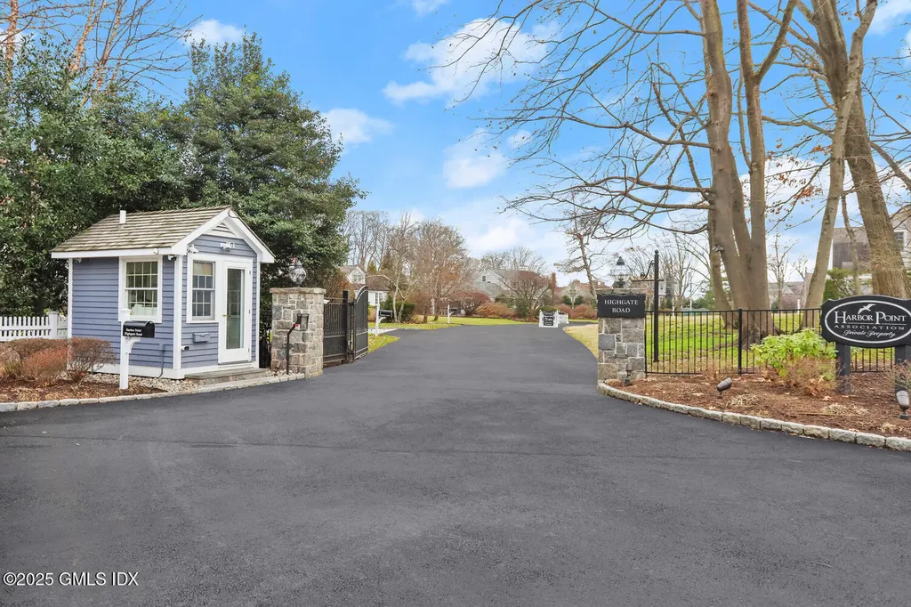 7 Cherry Tree Lane Riverside CT 06878