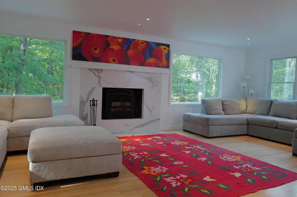 979 Lake Avenue Greenwich CT 06831