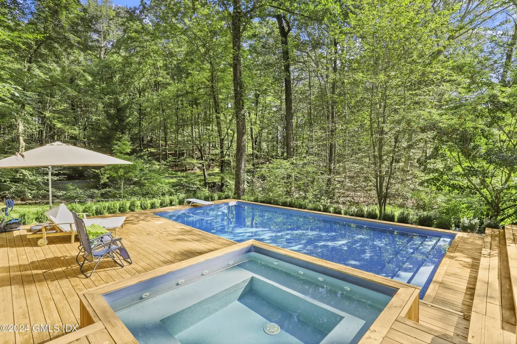 979 Lake Avenue Greenwich CT 06831