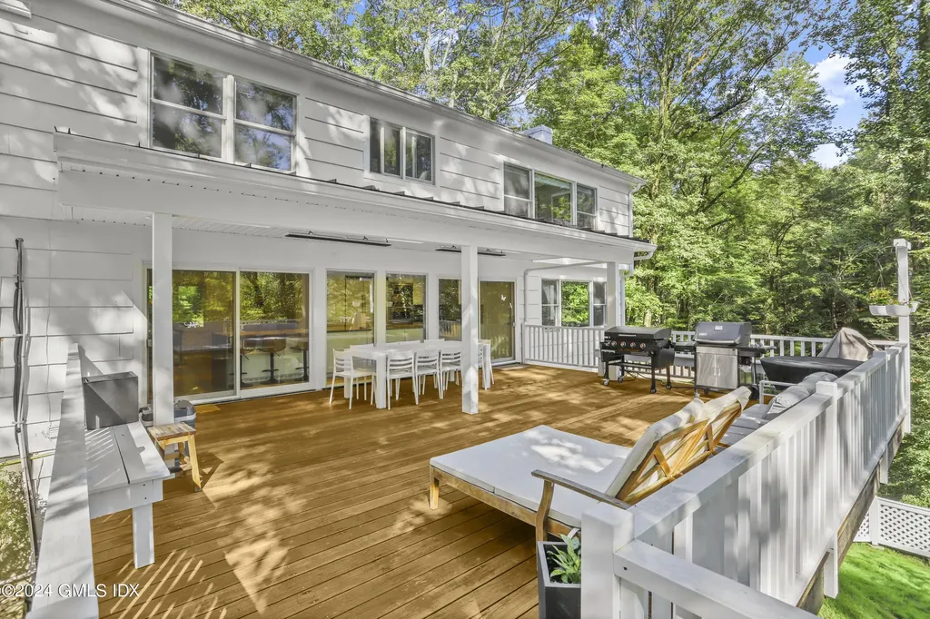 979 Lake Avenue Greenwich CT 06831