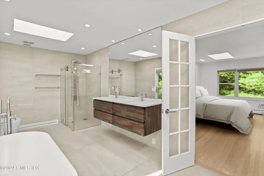 979 Lake Avenue Greenwich CT 06831