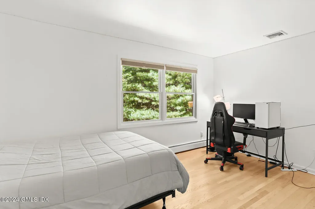 979 Lake Avenue Greenwich CT 06831