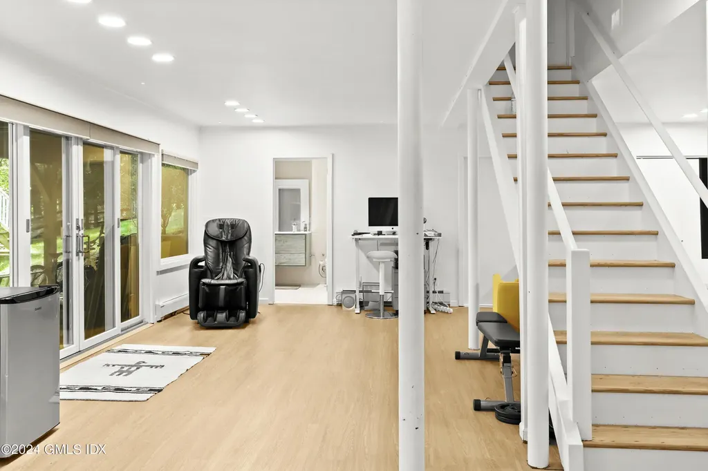 979 Lake Avenue Greenwich CT 06831