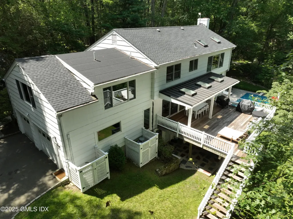 979 Lake Avenue Greenwich CT 06831