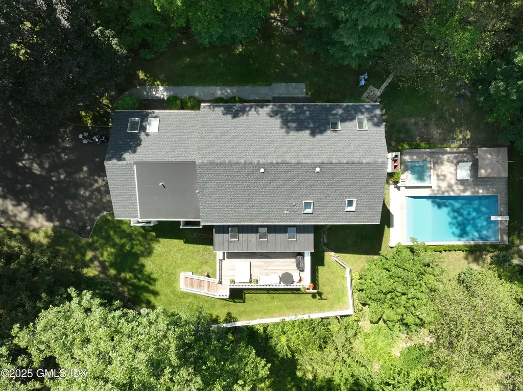 979 Lake Avenue Greenwich CT 06831