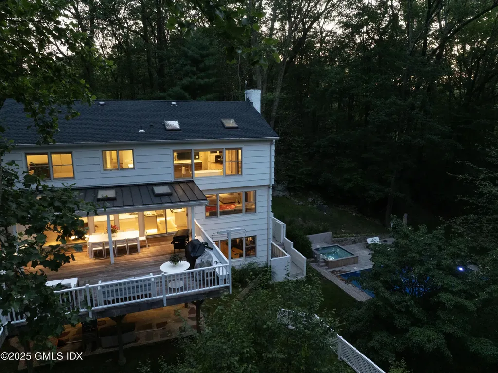 979 Lake Avenue Greenwich CT 06831