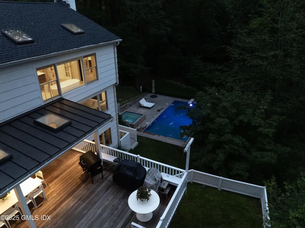 979 Lake Avenue Greenwich CT 06831