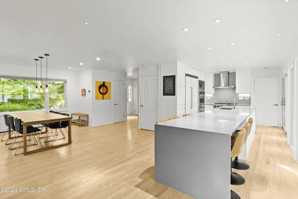 979 Lake Avenue Greenwich CT 06831