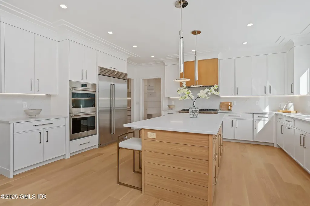 118 Leroy Avenue Darien CT 06820