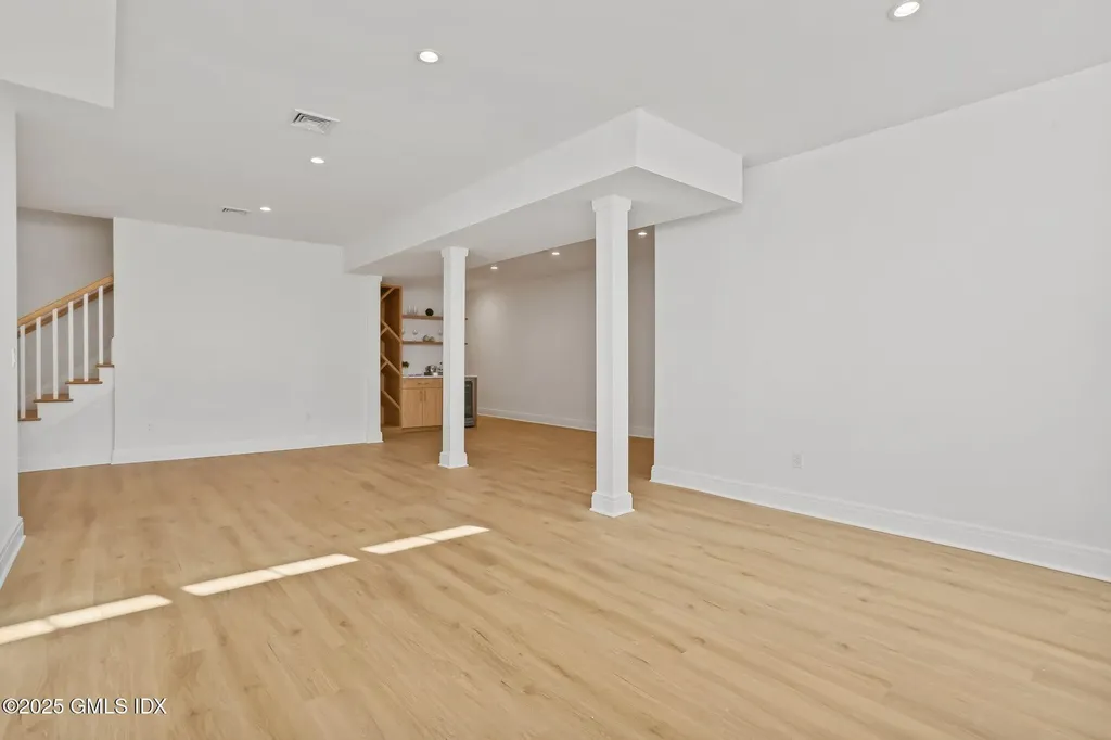 118 Leroy Avenue Darien CT 06820