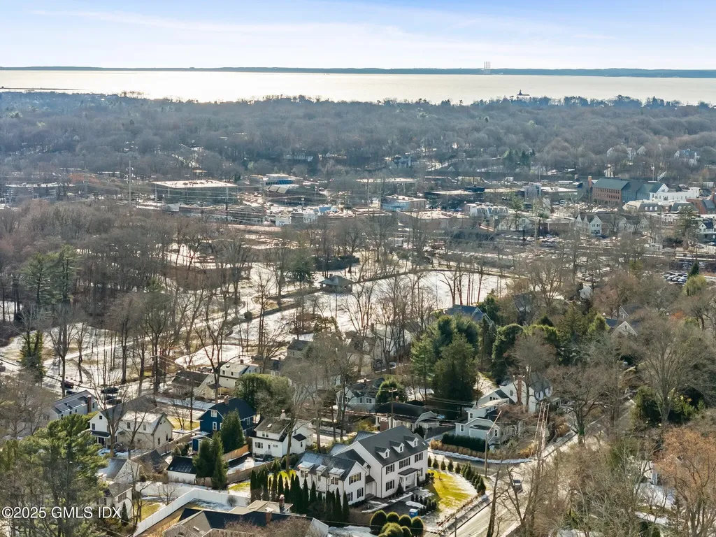 118 Leroy Avenue Darien CT 06820