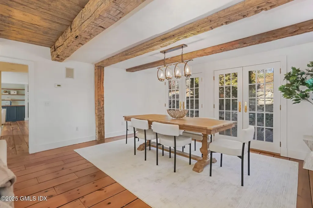 3 Cat Rock Road Cos Cob CT 06807