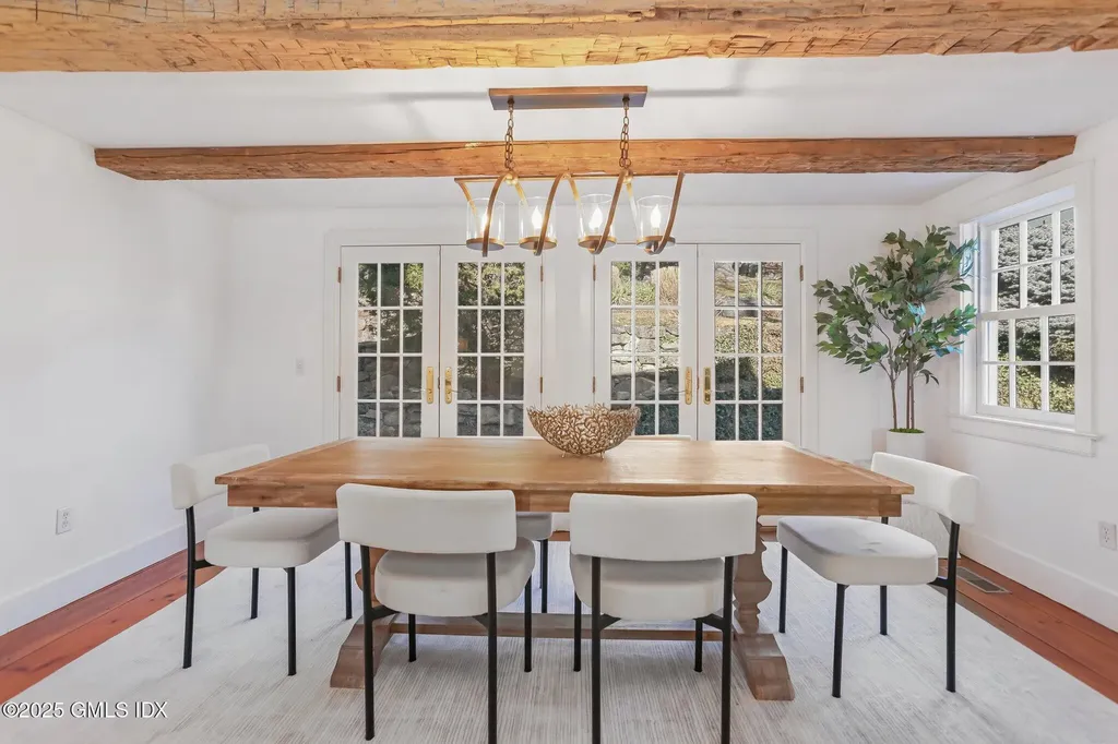 3 Cat Rock Road Cos Cob CT 06807