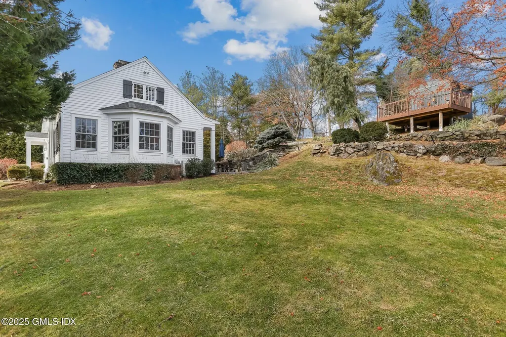 3 Cat Rock Road Cos Cob CT 06807