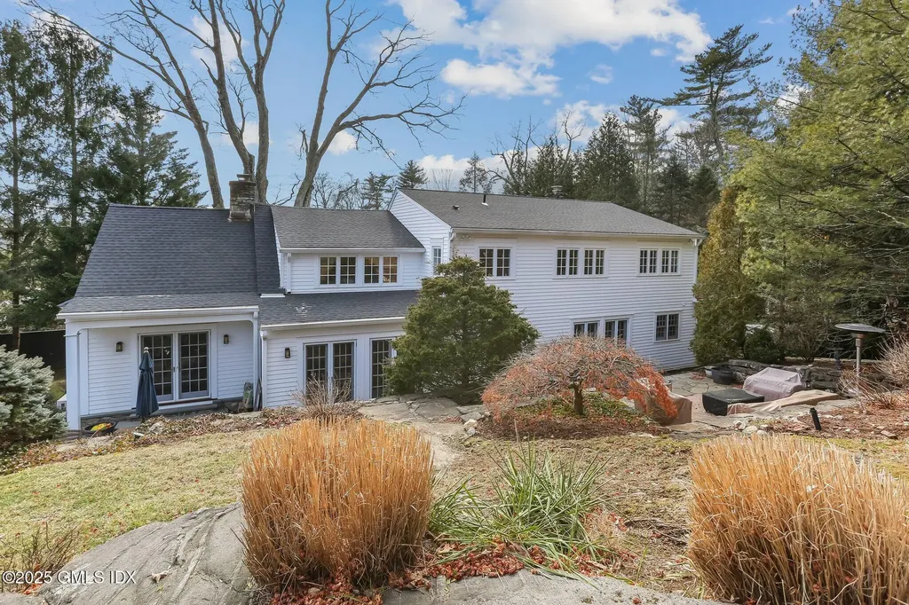 3 Cat Rock Road Cos Cob CT 06807