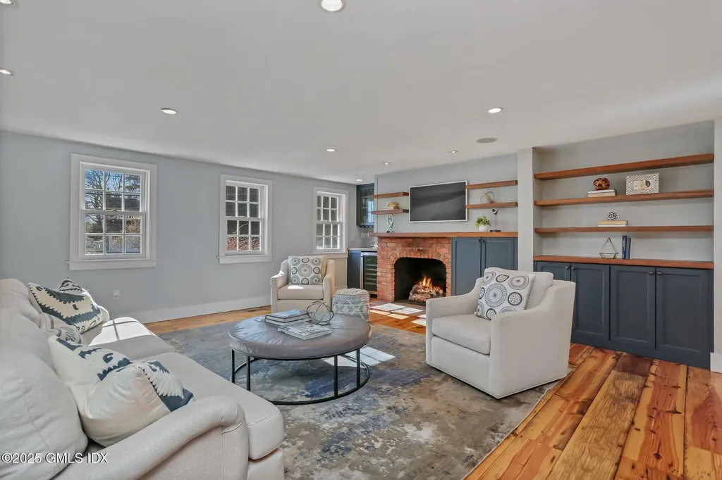 3 Cat Rock Road Cos Cob CT 06807