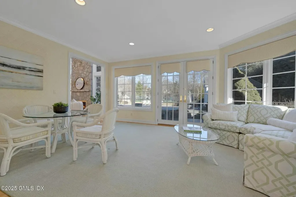 42 N Meadows Lane Stamford CT 06903