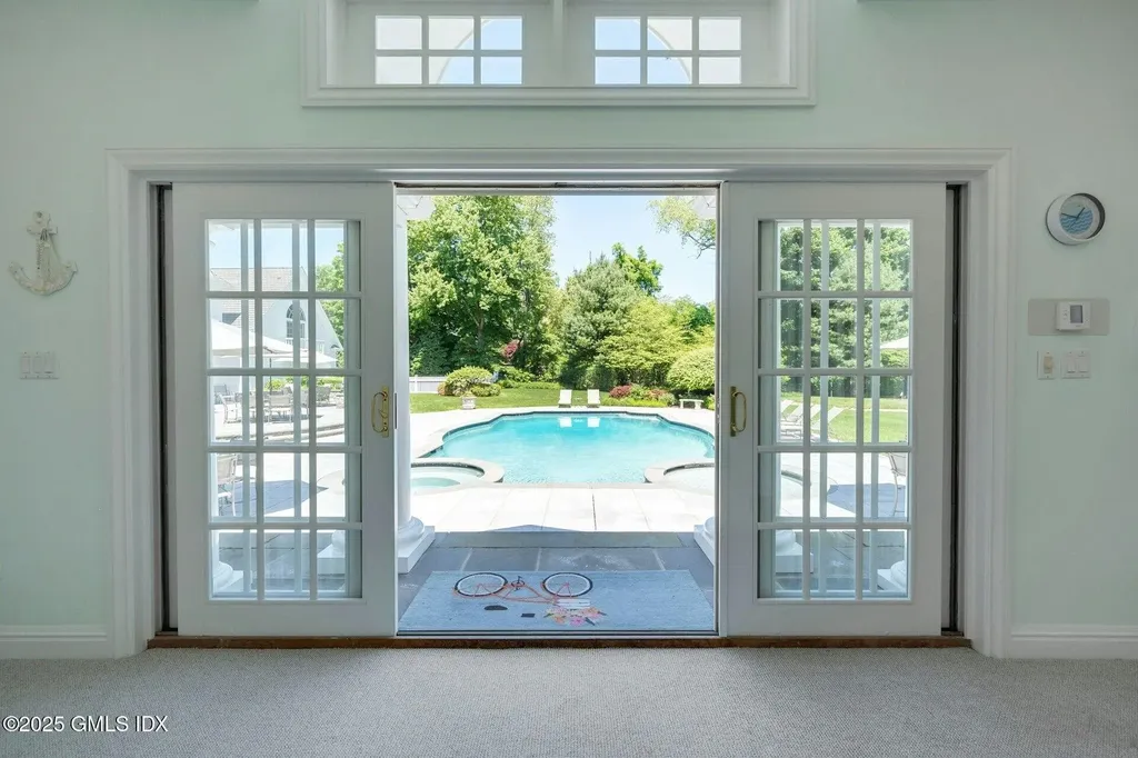 42 N Meadows Lane Stamford CT 06903