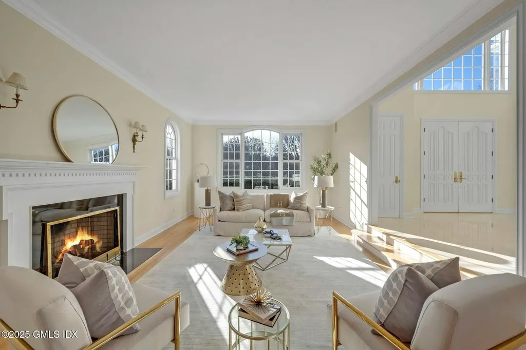 42 N Meadows Lane Stamford CT 06903