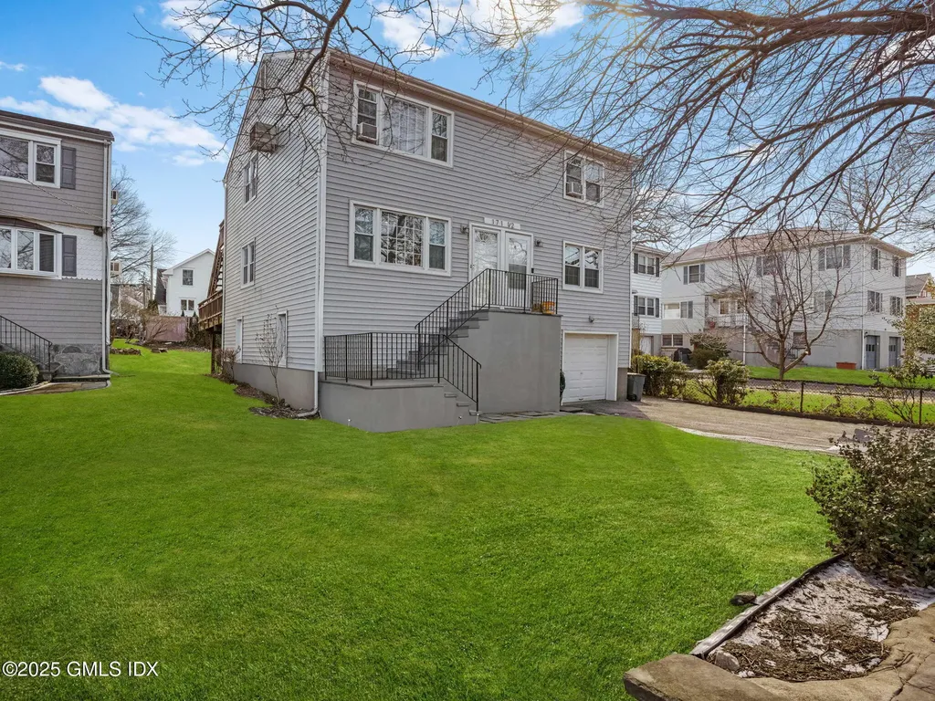 171 1/2 Henry Street Greenwich CT 06830