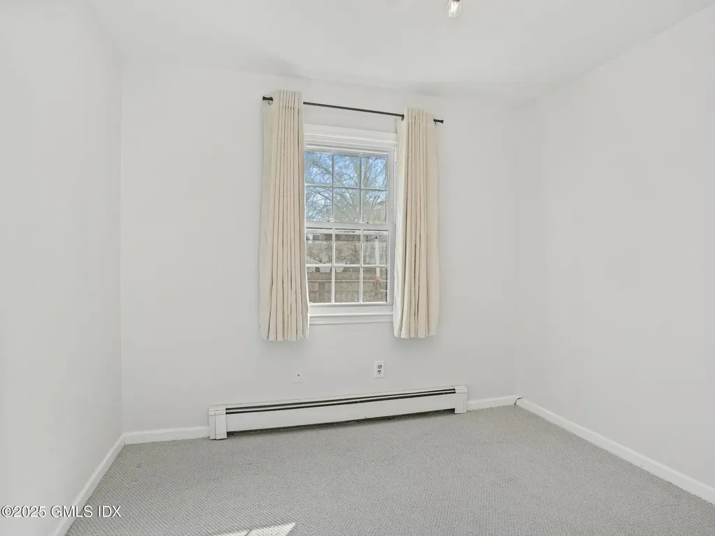 171 1/2 Henry Street Greenwich CT 06830