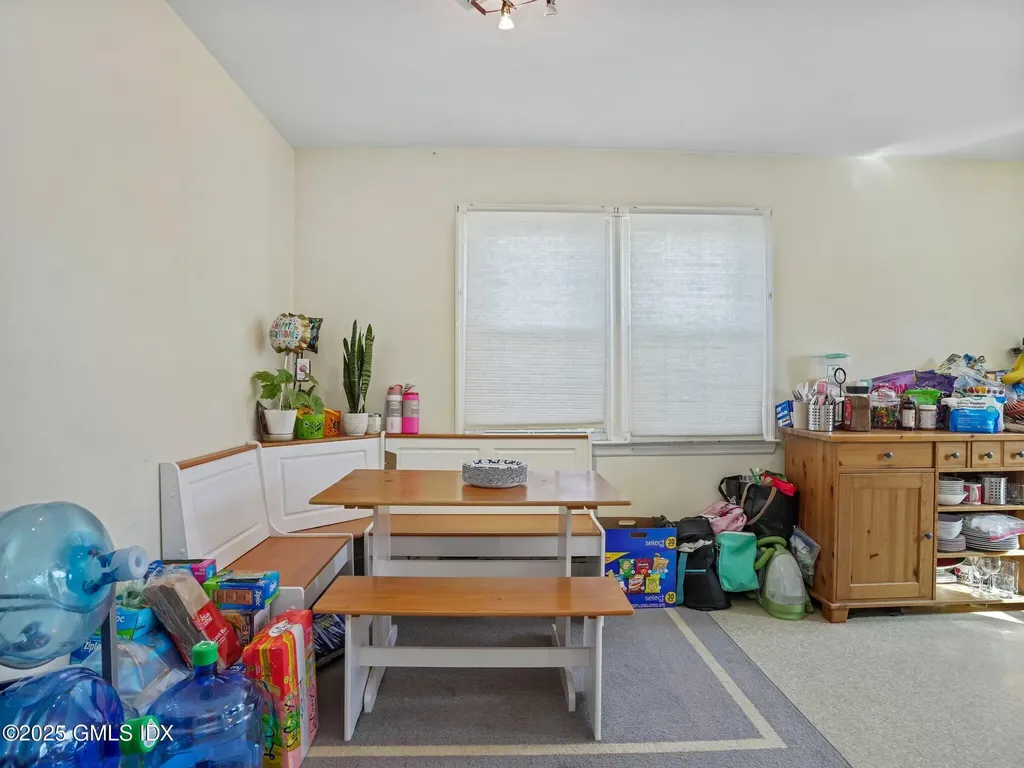 171 1/2 Henry Street Greenwich CT 06830