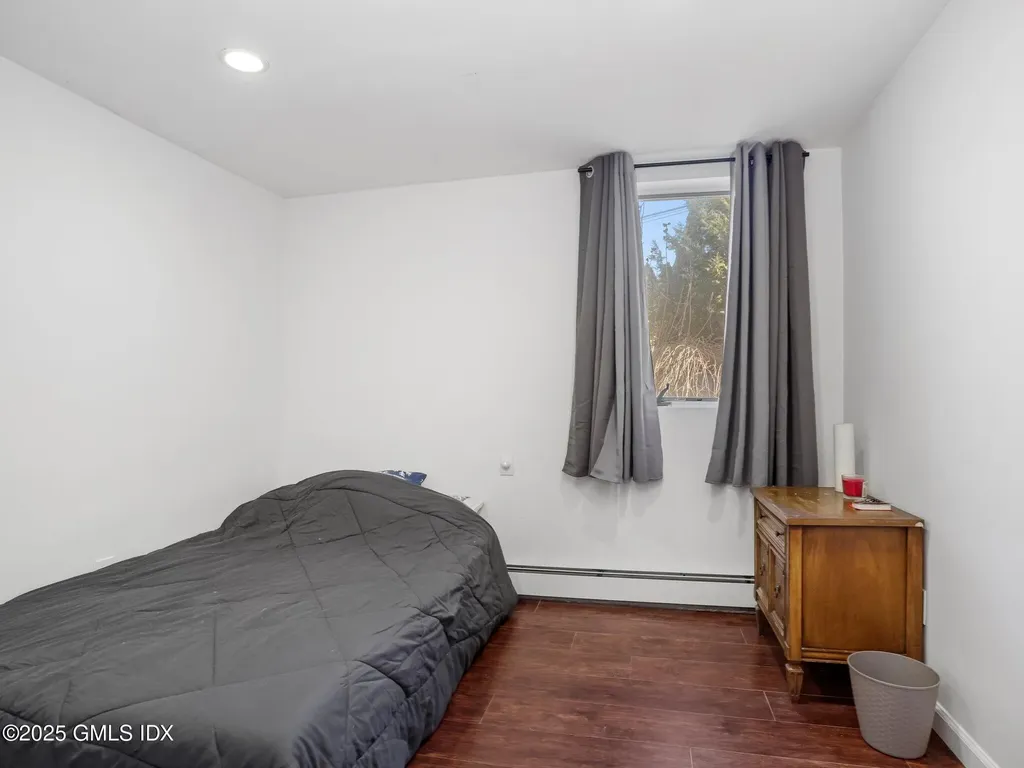 171 1/2 Henry Street Greenwich CT 06830