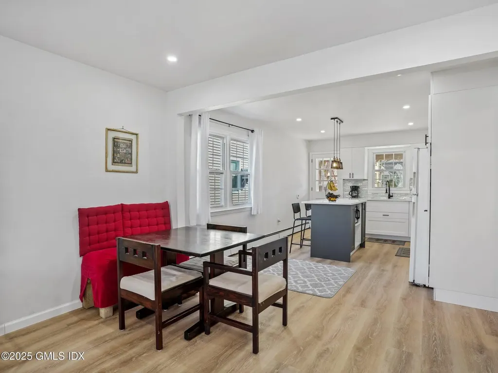 171 1/2 Henry Street Greenwich CT 06830