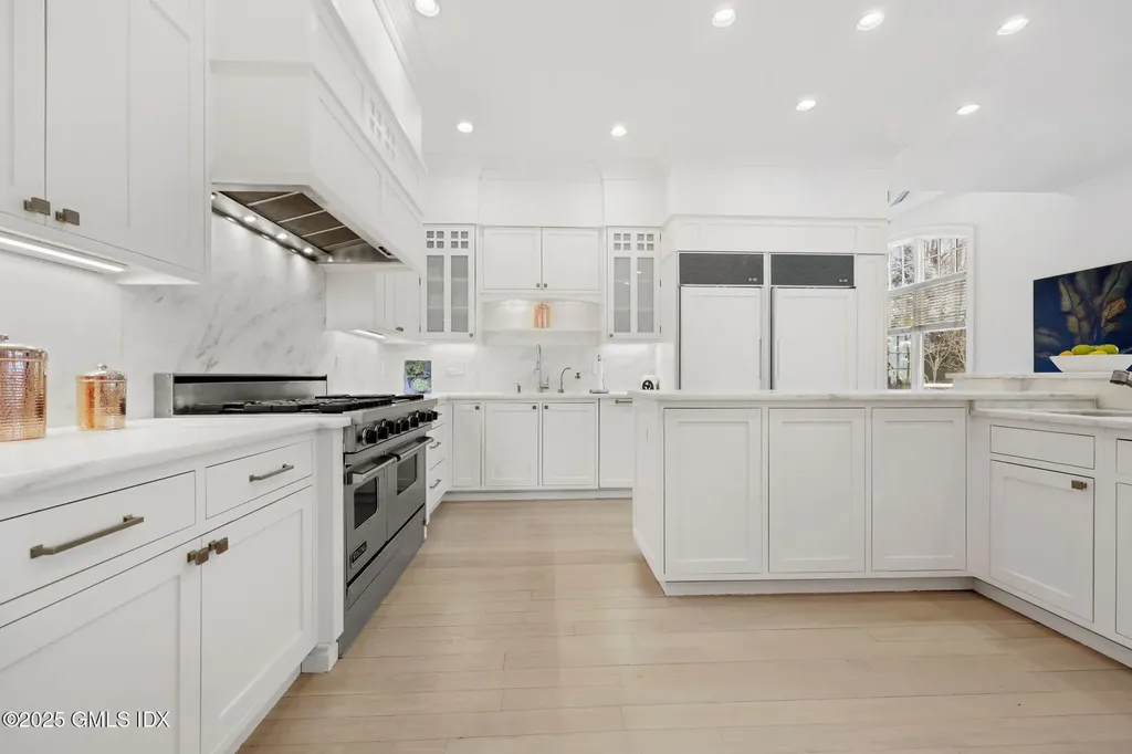 65 Hunting Ridge Road Greenwich CT 06831