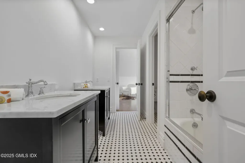 65 Hunting Ridge Road Greenwich CT 06831