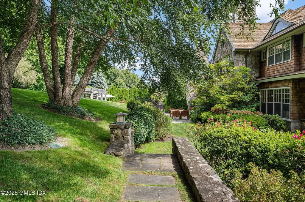 65 Hunting Ridge Road Greenwich CT 06831