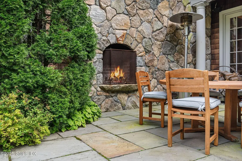 65 Hunting Ridge Road Greenwich CT 06831