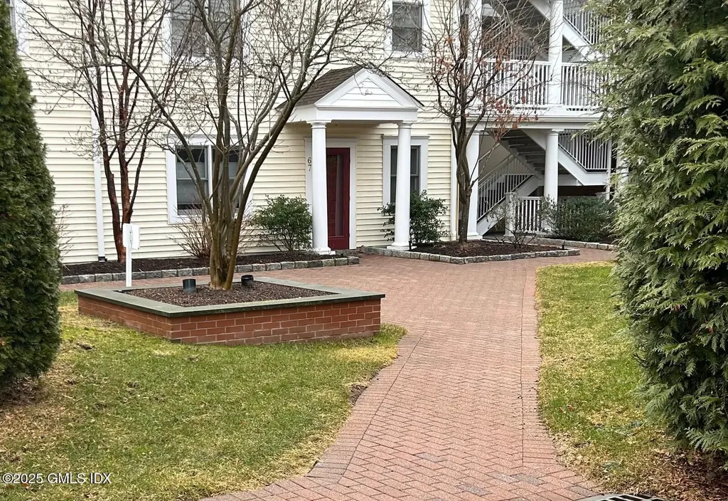 51 Forest Avenue Old Greenwich CT 06870