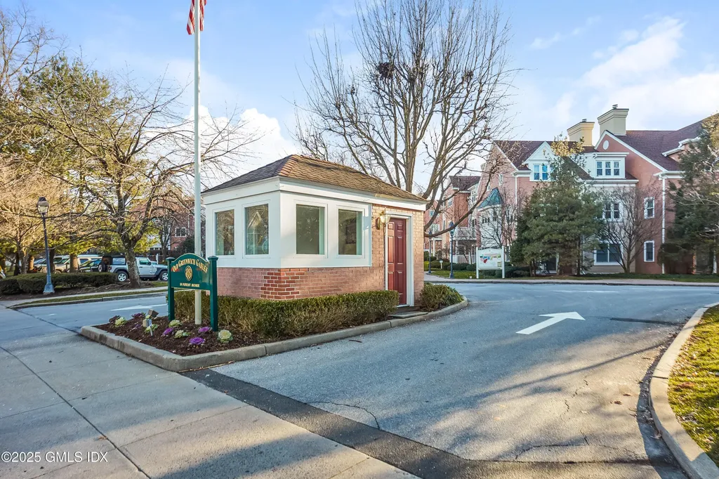 51 Forest Avenue Old Greenwich CT 06870