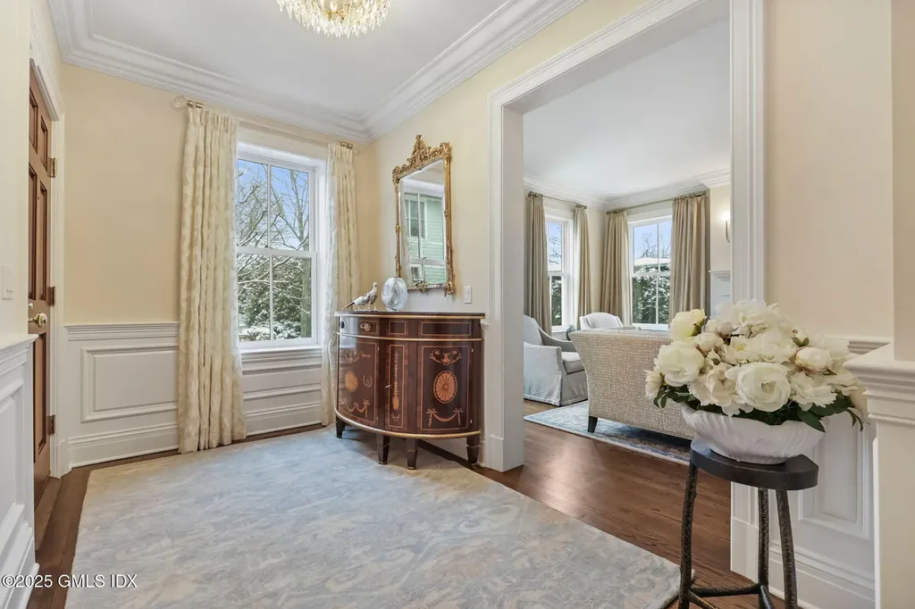 182 Milbank Avenue Greenwich CT 06830