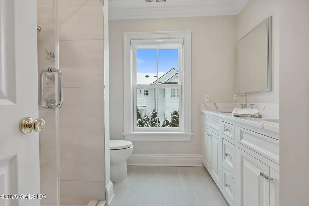 182 Milbank Avenue Greenwich CT 06830