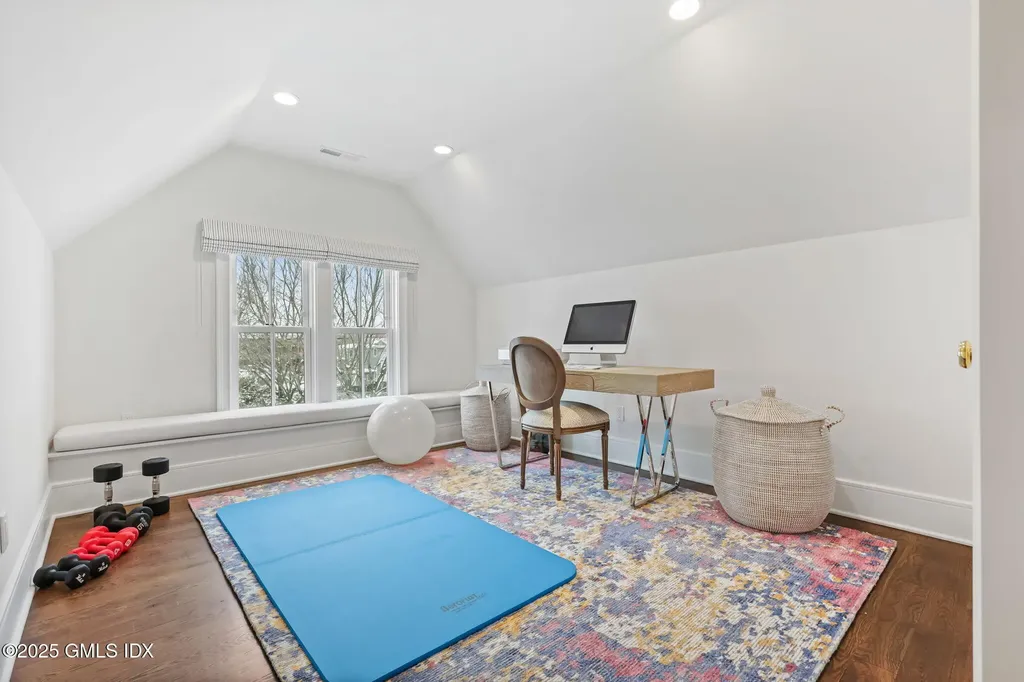 182 Milbank Avenue Greenwich CT 06830