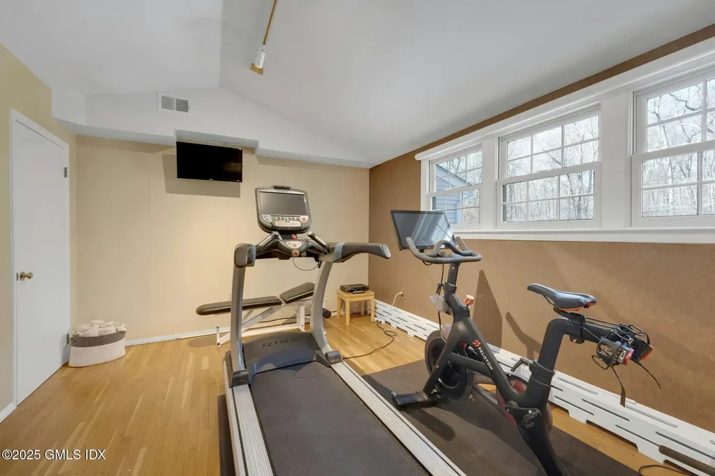 42 Sherwood Avenue Greenwich CT 06831