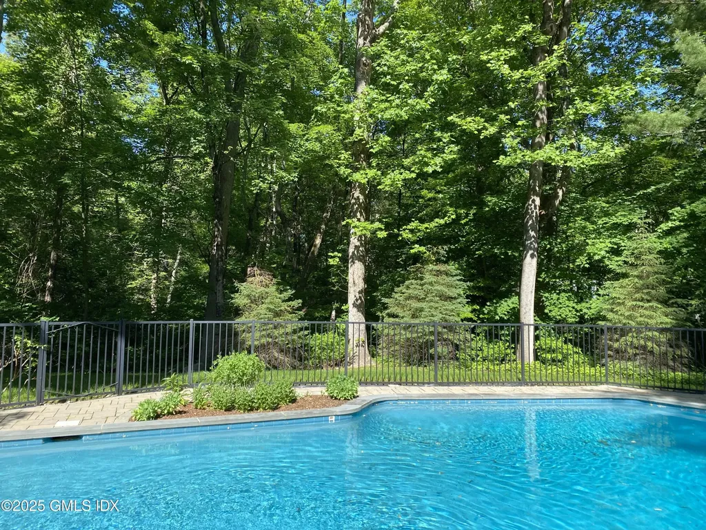 42 Sherwood Avenue Greenwich CT 06831