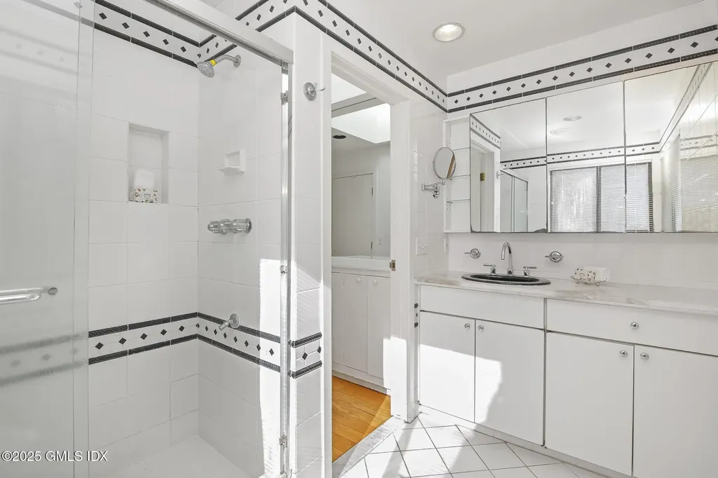 968 Lake Avenue Greenwich CT 06831