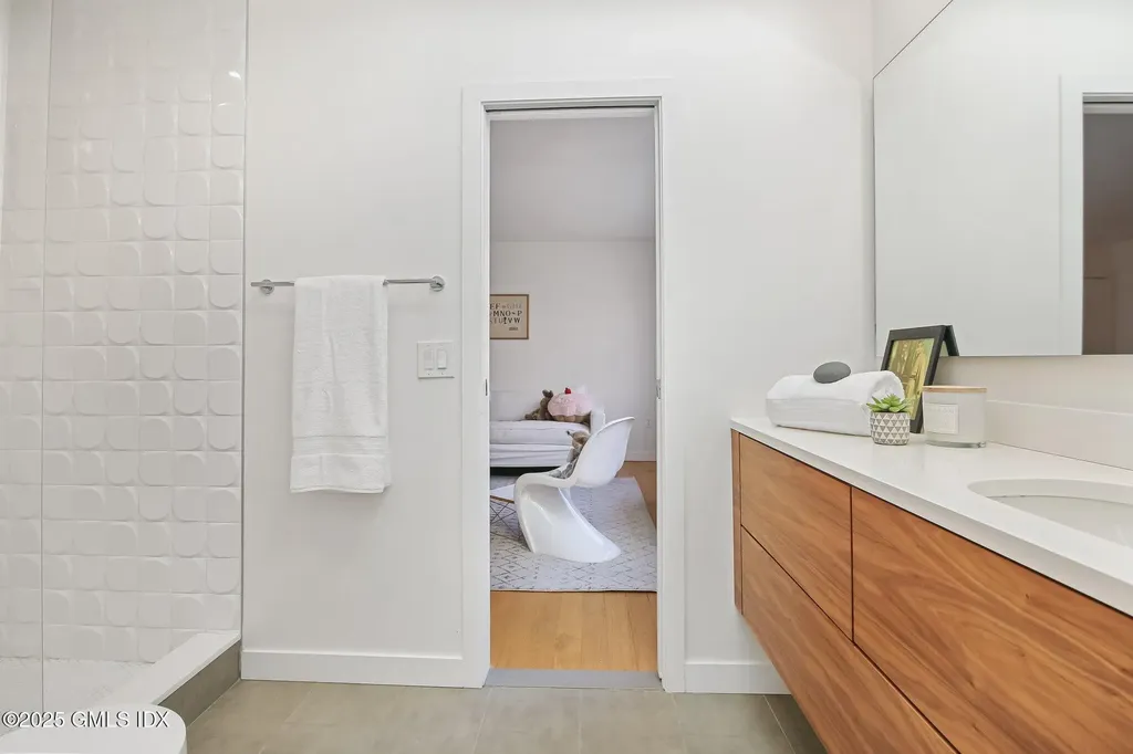 968 Lake Avenue Greenwich CT 06831