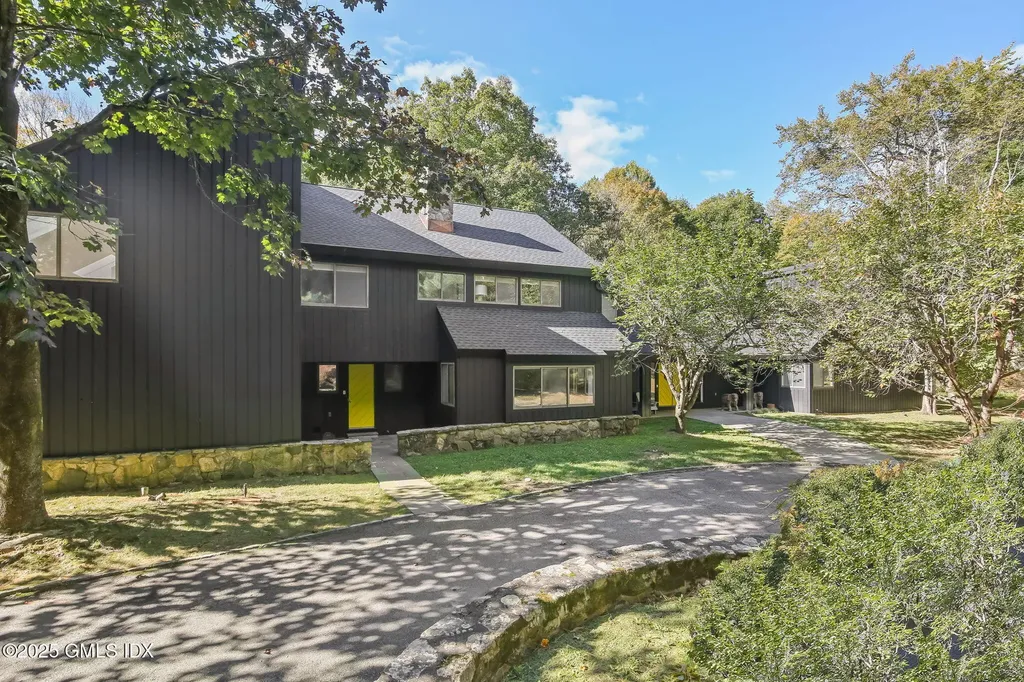 968 Lake Avenue Greenwich CT 06831