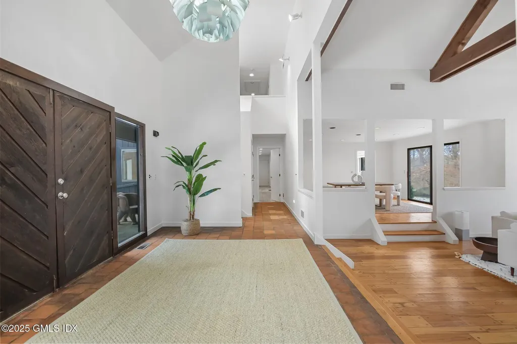 968 Lake Avenue Greenwich CT 06831