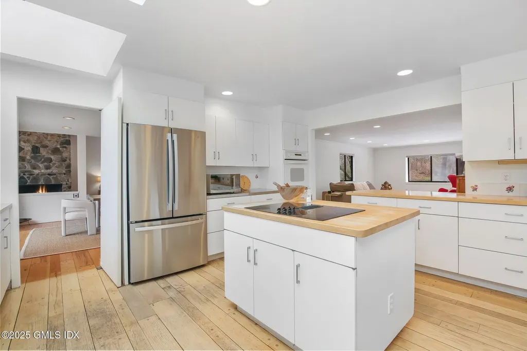 968 Lake Avenue Greenwich CT 06831