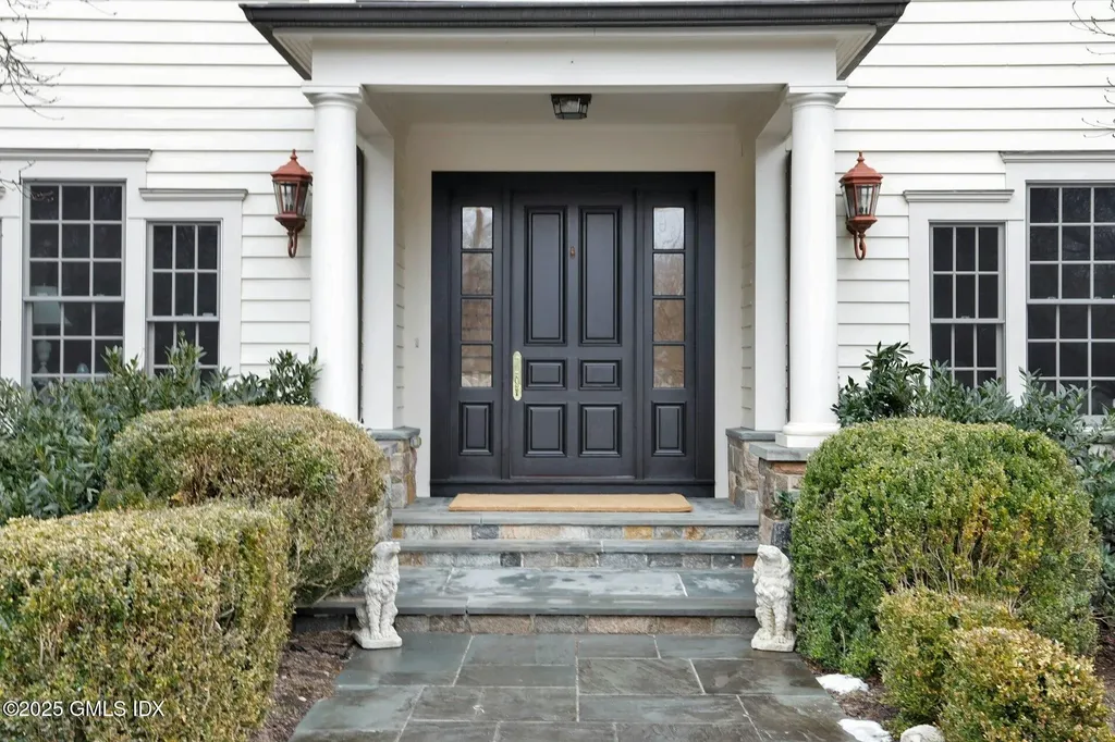 19 Parsonage Road Greenwich CT 06830