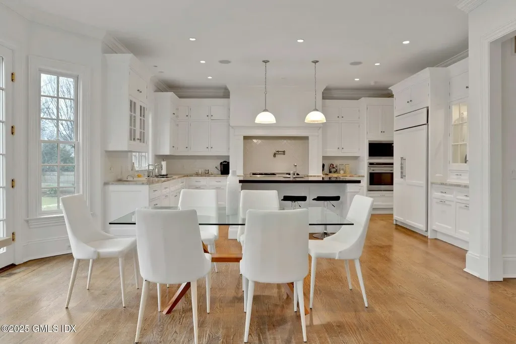 19 Parsonage Road Greenwich CT 06830